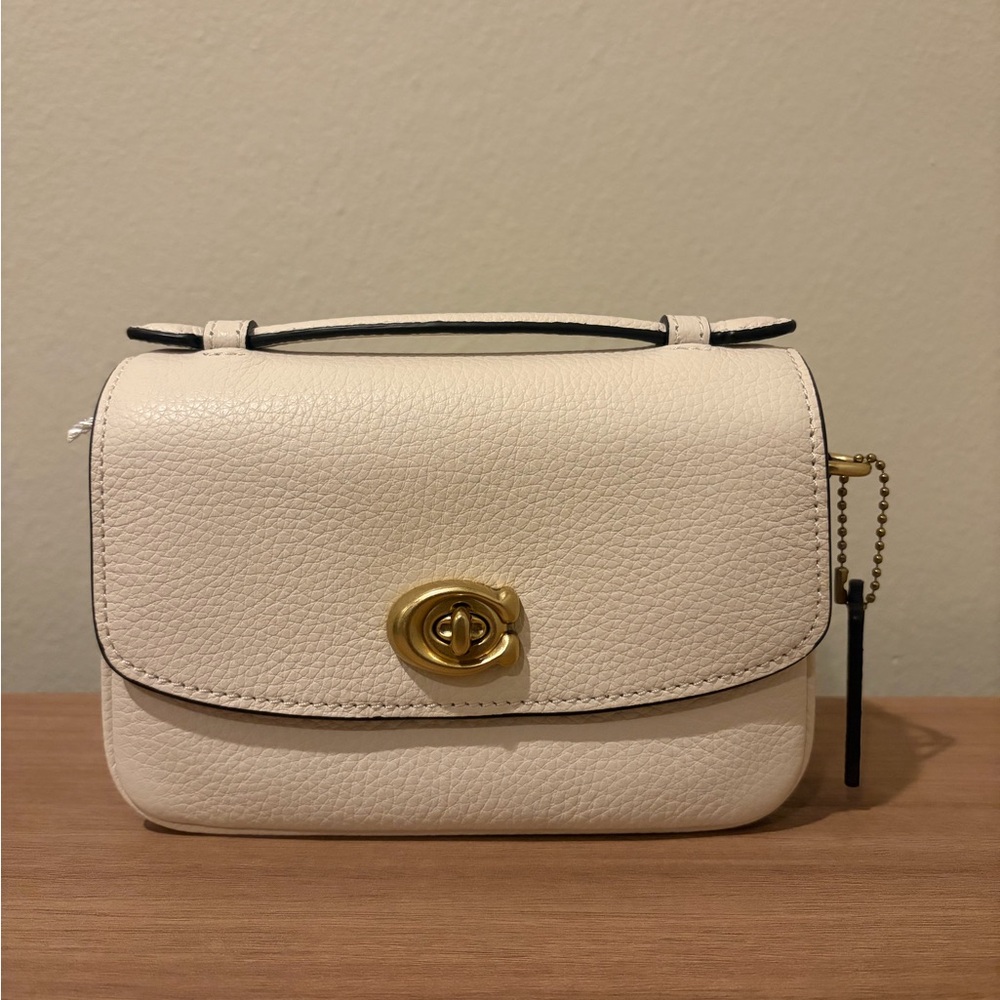 Coach Cassie 17 NWT